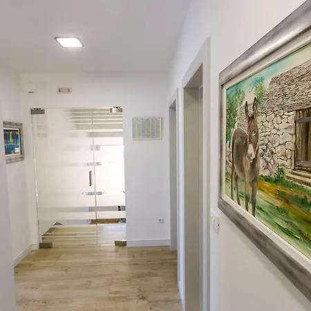 Апартаменты And Studio Giovanni 2 Трогир