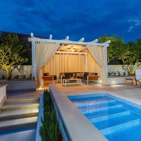 And Studio Giovanni 2 Apartment Trogir